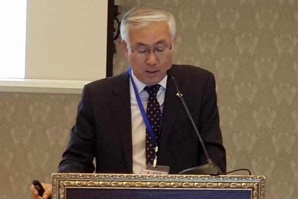 Докладывает Prof. Dong-ik Kim (Сеул, Корея)