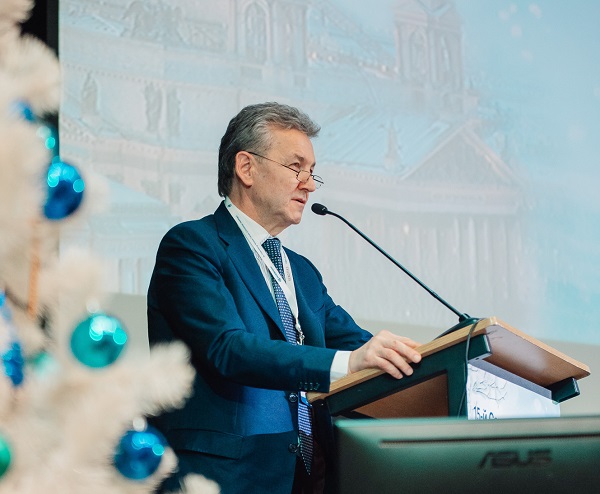 Вступительное слово президента конференции профессора Шайдакова Е.В.