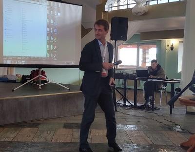 Докладывает профессор Золотухин И.А.