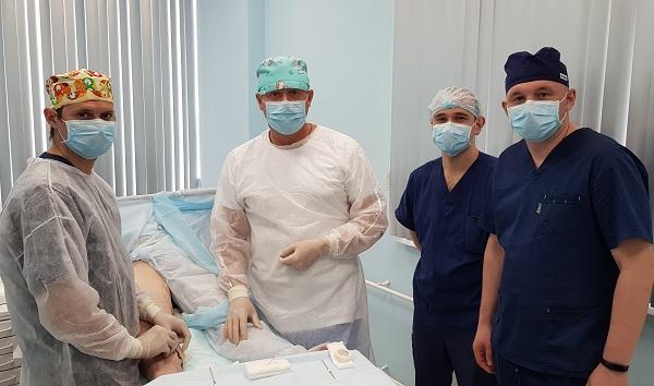 В операционной "МИФЦ" с флебологами из Омска и Санкт-Петербурга