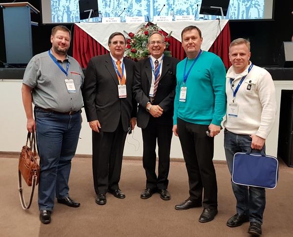 Флебологи &laquo;МИФЦ&raquo; с докторами Lowel Kabnick (Нью-Йорк, США) и  Imre Bihari (Будапешт, Венгрия) на конференции