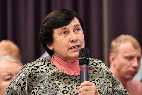Профессор Константинова Г.Д. задает вопросы