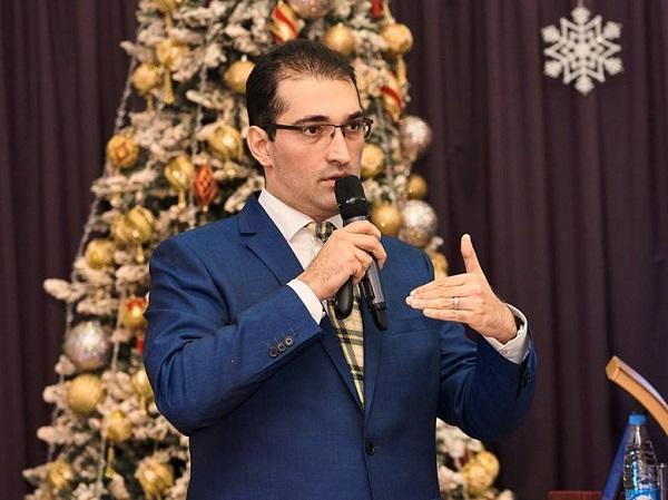 Выступает к.м.н. Манджикян О.П.