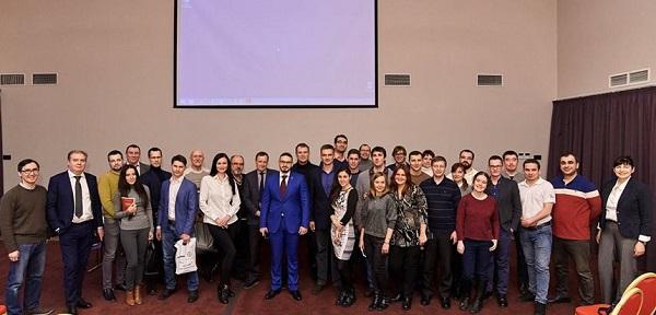 Совместное фото участников, которые прошли полный цикл «Школы тромбоза»
